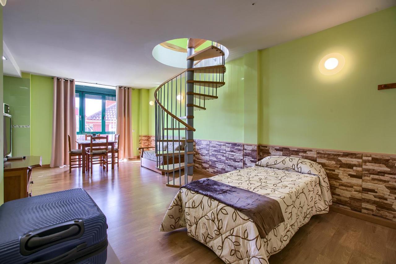 Apartamentos Barajas Madrid Bagian luar foto