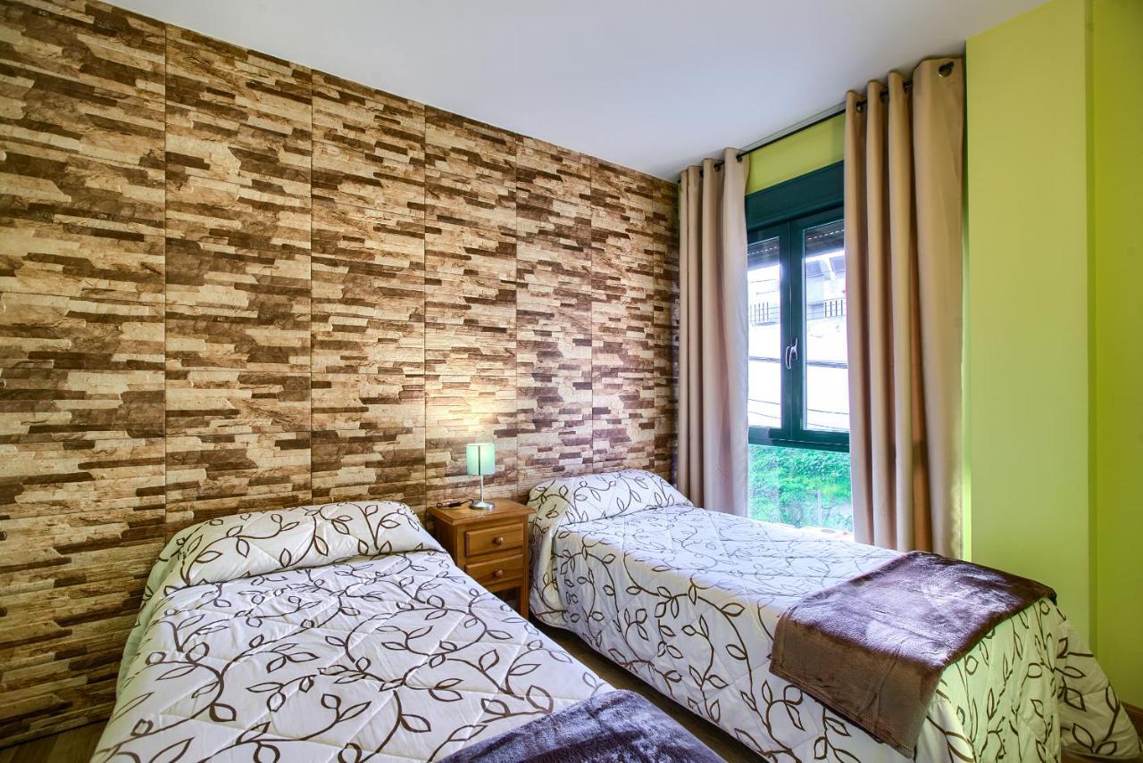 Apartamentos Barajas Madrid Bagian luar foto