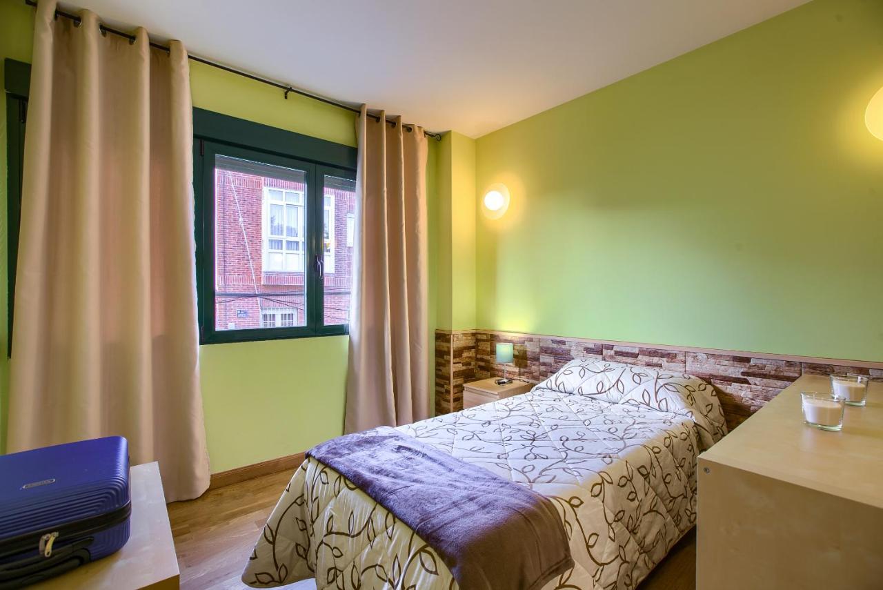 Apartamentos Barajas Madrid Bagian luar foto