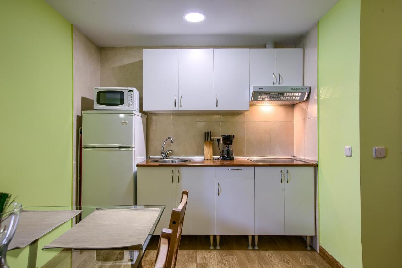 Apartamentos Barajas Madrid Bagian luar foto