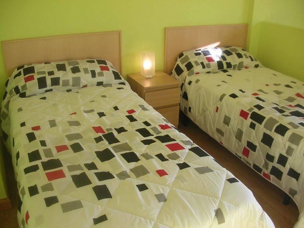 Apartamentos Barajas Madrid Bagian luar foto